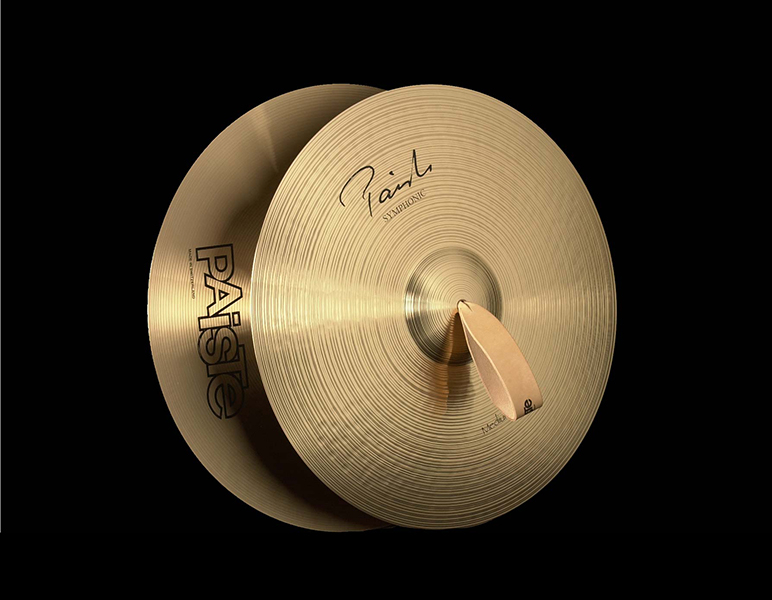 Фото Тарелки оркестровые Paiste 18 0004501618 Signature Symphonic Medium, пара