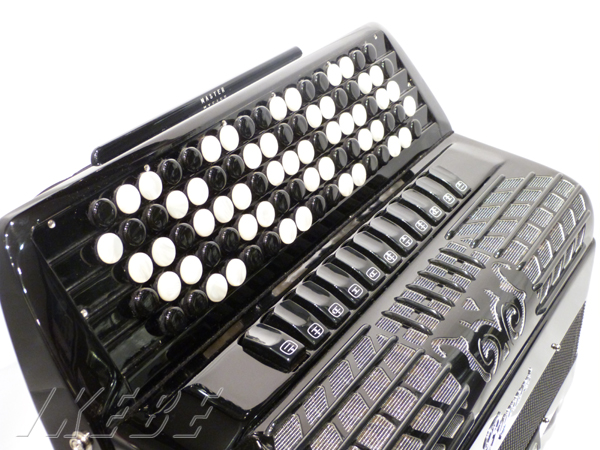 Фото Баян Bugari 440-CH