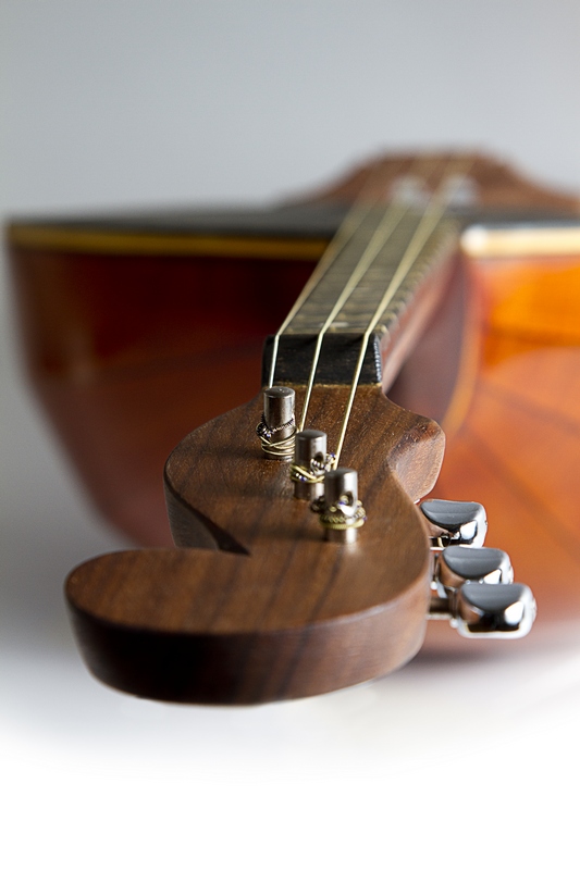 Фото ПКМИ фонда П.И. Чайковского ДОМРА 3-Х СТРУННАЯ АЛЬТ (КАТЕГОРИЯ II)