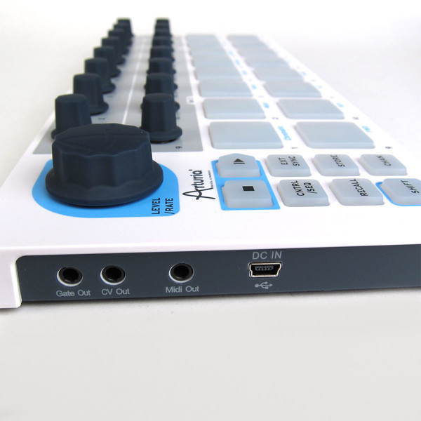 Фото Arturia BeatStep USB MIDI контроллер