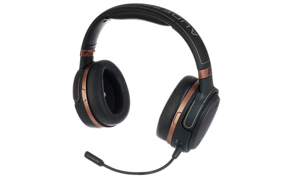 Фото Audeze Mobius Cooper