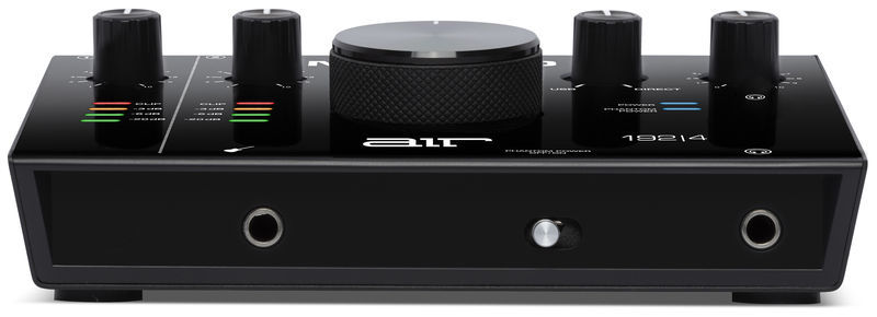 Фото M-Audio AIR 192 | 4 Vocal Studio Pro