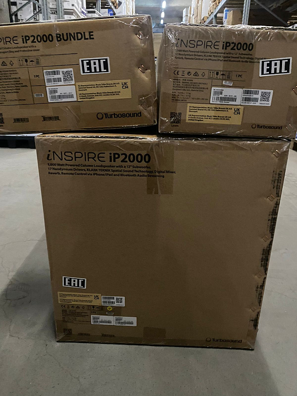 Фото Активная акустическая система TURBOSOUND iP2000 BUNDLE