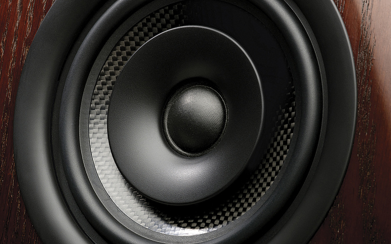 Фото M-Audio M3-6 студийный монитор