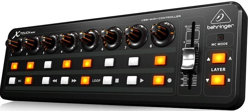 Фото Behringer X-TOUCH MINI