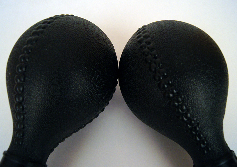 Фото  Пластиковые маракасы на деревянной ручке Fleet M16