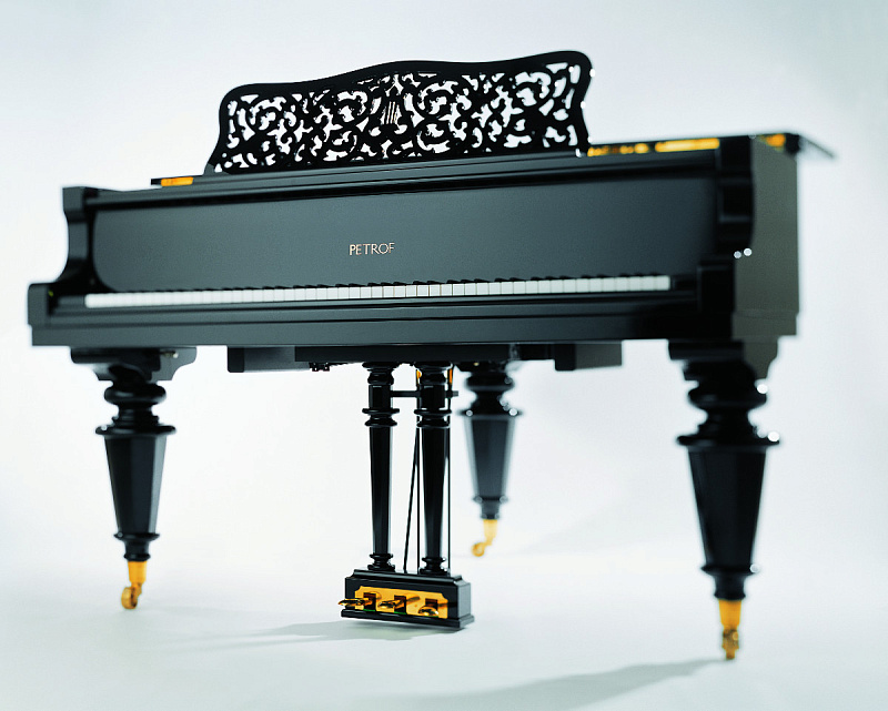 Фото Petrof P 173 Breeze Klasic (0001)