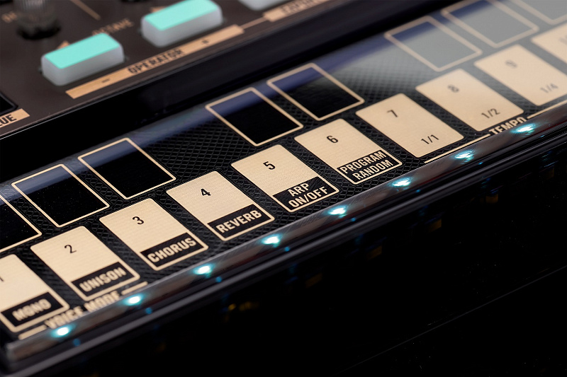 Фото FM-синтезатор KORG Volca FM2