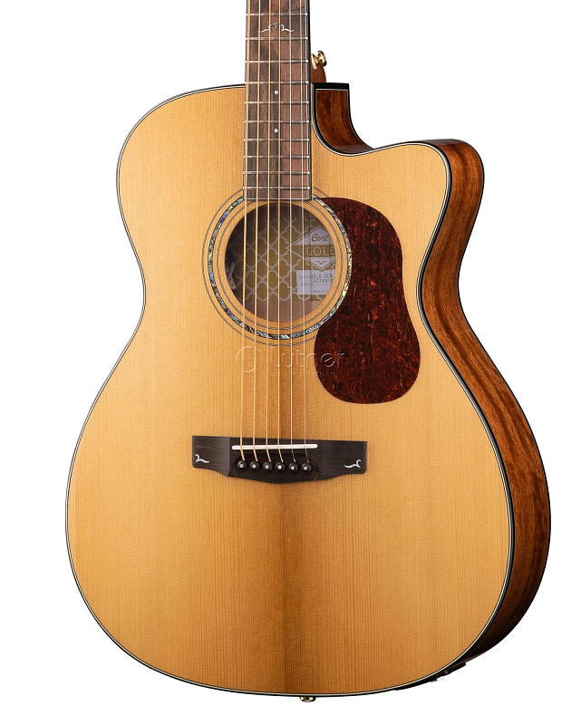 Фото Gold-OC6-WCASE-NAT Электро-акустическая гитара, с вырезом, цвет натуральный, с чехлом, Cort