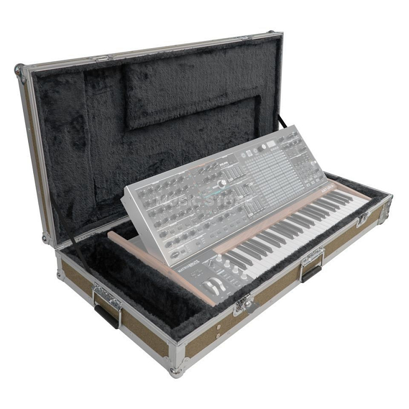 Фото Arturia MatrixBrute Flight Case