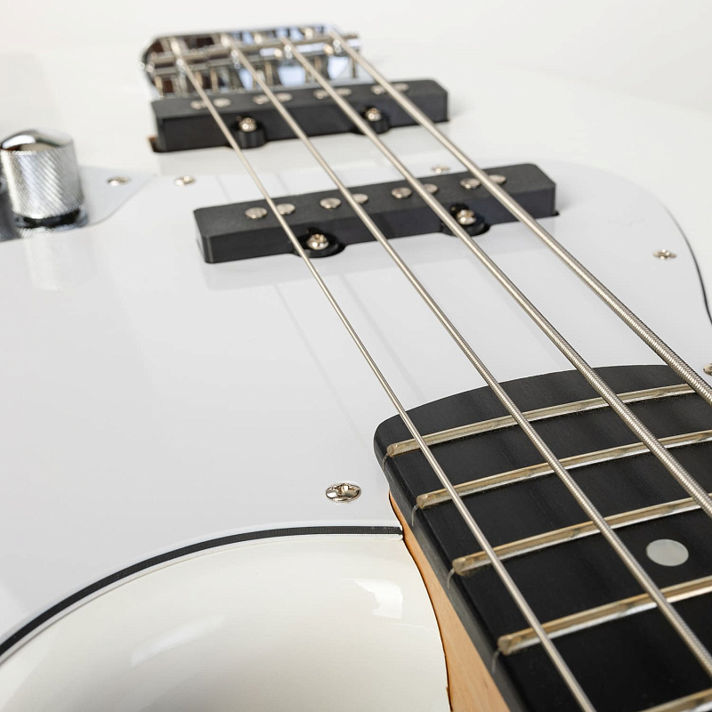 Фото Бас-гитара ROCKDALE Stars JB Bass White